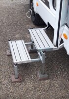 Kombi-Stufen-Stütze mit Zusatz-Stufe